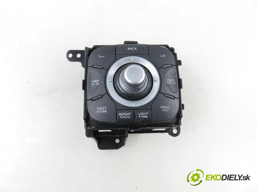 RENAULT KOLEOS I (HY_) SUV 2011 110,00 2.0 dCi 4x4 150 1995,00 Panel ovládaní IDRIVE 253B06778R