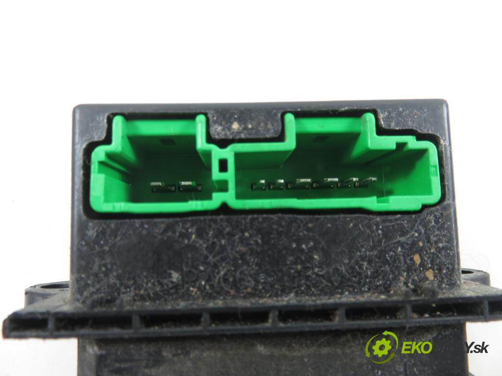 RENAULT KOLEOS I (HY_) SUV 2011 110,00 2.0 dCi 4x4 150 1995,00 rezistor / REOSTAT: topení T1000948E ; T1000948EA