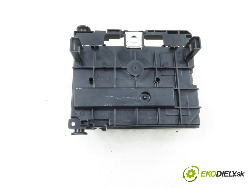 PEUGEOT 307 SW (3H) KOMBI 2007 103,00 2.0 16V - RFN (EW10J4) 1997,00 MODUL BSM 9661708280 ; S11990090