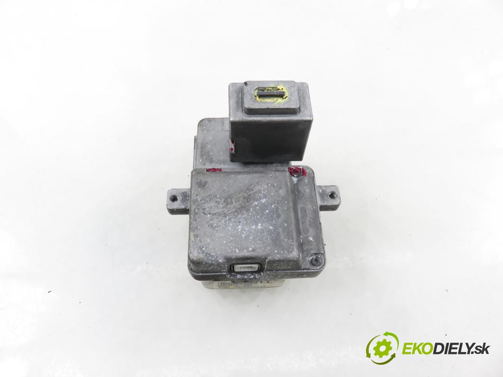 RENAULT KOLEOS I (HY_) SUV 2011 110,00 2.0 dCi 4x4 150 1995,00 blokáda tyče volantu 48700JY01A