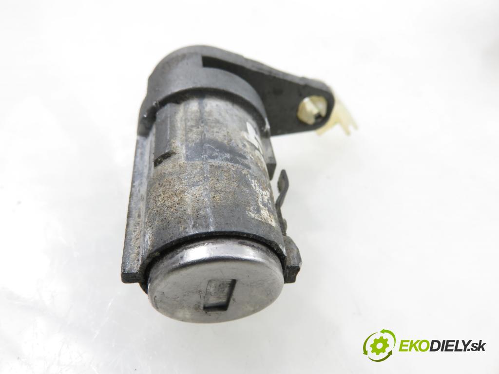 PEUGEOT 307 SW (3H) KOMBI 2007 103,00 2.0 16V - RFN (EW10J4) 1997,00 spínačka / VLOŽKY 36410600 ; 9663123280