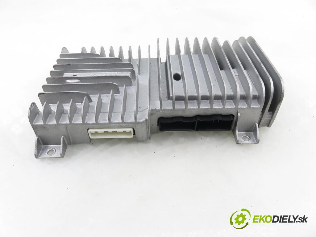 RENAULT KOLEOS I (HY_) SUV 2011 110,00 2.0 dCi 4x4 150 1995,00 Zosilňovač 280637762R (Zosilňovač)