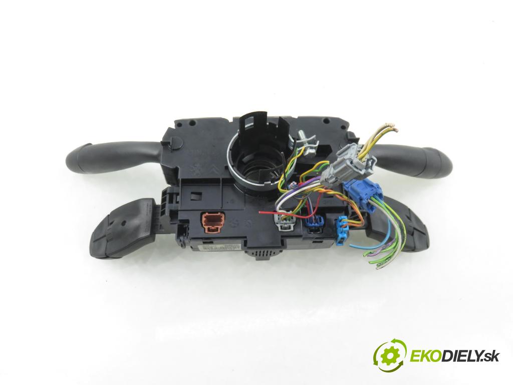 PEUGEOT 307 SW (3H) KOMBI 2007 103,00 2.0 16V - RFN (EW10J4) 1997,00 PAKA/ŘAZENÍ/SADA: 96628726XT