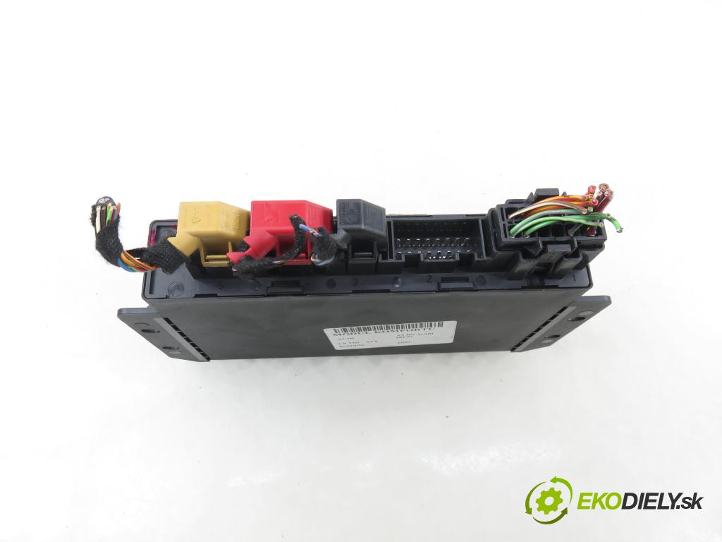 AUDI A4 Avant (8E5, B6) KOMBI 2003 96,00 1.9 TDI PD 130 - AVF 1896,00 MODUL komfortu 8E0959433AS ; 00002726B3