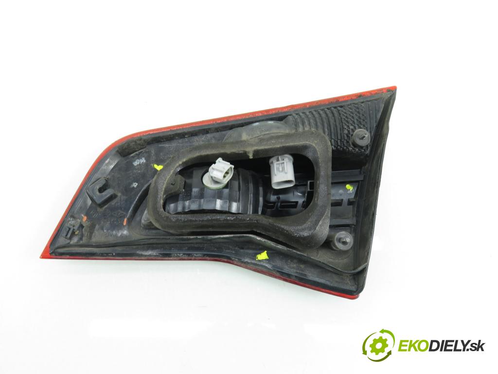 RENAULT KOLEOS I (HY_) SUV 2011 110,00 2.0 dCi 4x4 150 1995,00 Svetlo ľavé zadné kufor 26555JY05A