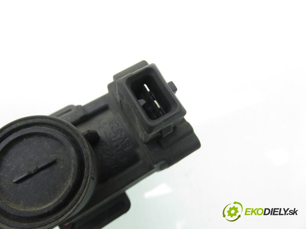 RENAULT KOLEOS I (HY_) SUV 2011 110,00 2.0 dCi 4x4 150 1995,00 ELEKTROVENTIL: VAKUUM: 14956JD70A