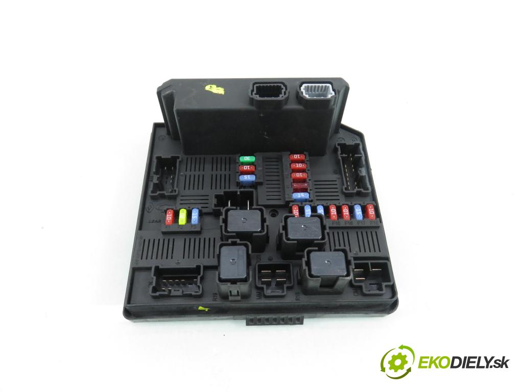 RENAULT KOLEOS I (HY_) SUV 2011 110,00 2.0 dCi 4x4 150 1995,00 MODUL BSI 284B7JY00A