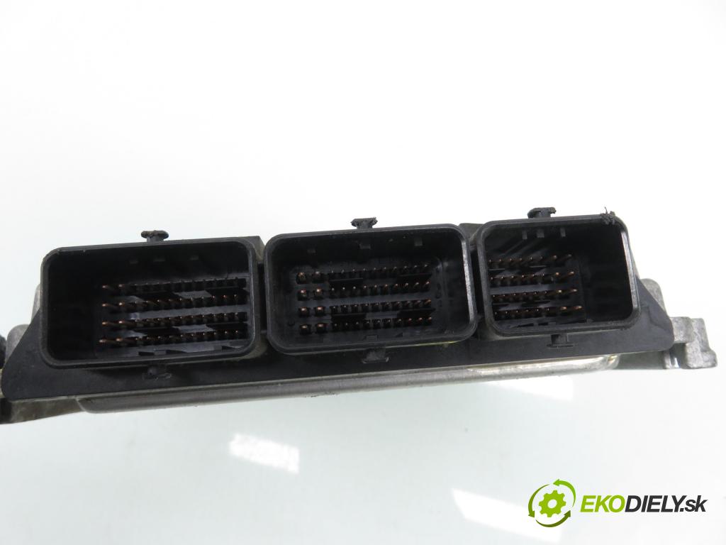 RENAULT KOLEOS I (HY_) SUV 2011 110,00 2.0 dCi 4x4 150 1995,00 řídící jednotka motora 0281017701 ; 237100746R