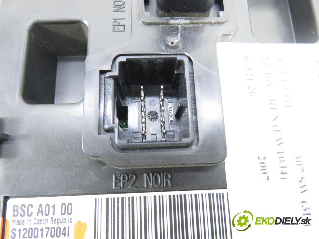 PEUGEOT 307 SW (3H) KOMBI 2007 103,00 2.0 16V - RFN (EW10J4) 1997,00 MODUL komfortu S120017004L ; 9656147980