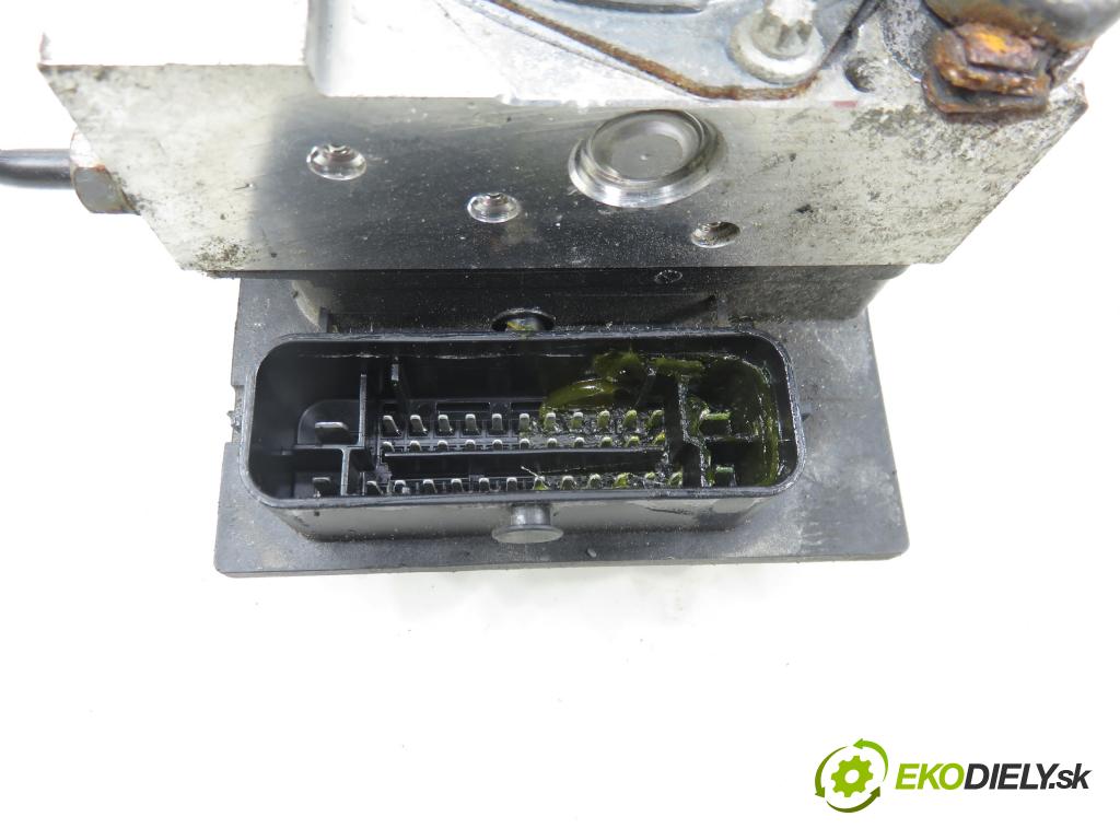 PEUGEOT 307 SW (3H) KOMBI 2007 103,00 2.0 16V - RFN (EW10J4) 1997,00 pumpa ABS 0265950636 ; 9661887180 ; 9663241680 (Pumpa ABS)