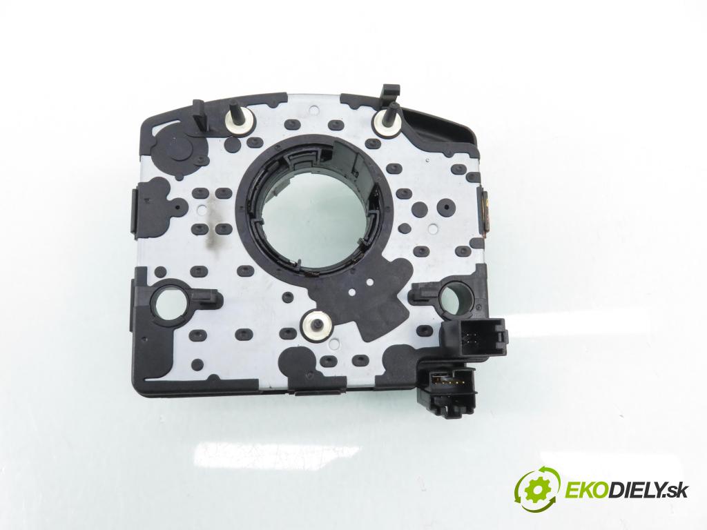 VW PASSAT B5.5 (3B3) SEDAN 2001 74,00 1.9 TDI PD 101 - AVB 1896,00 PÁSKA: air BAG 1J0959654AC