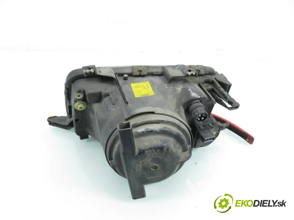 AUDI 80 Avant (8C, B4) KOMBI 1992 85,00 2.0 E - ABK 1984,00 Svetlo PP 1307022102 ; 893941030E