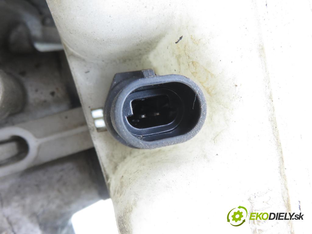 OPEL ASTRA G liftback (T98) HB 2002 62,00 1.6 8V - Z 16 SE 1598,00 posilovač 90498034MC (Servočerpadlo)