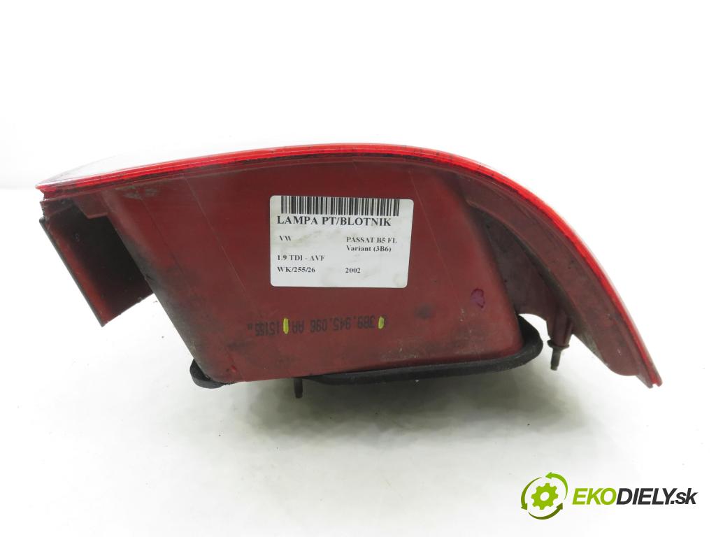 VW PASSAT B5.5 Variant (3B6) KOMBI 2002 96,00 1.9 TDI PD 130 - AVF 1896,00 světlo pravé zadní 3B9945096AA