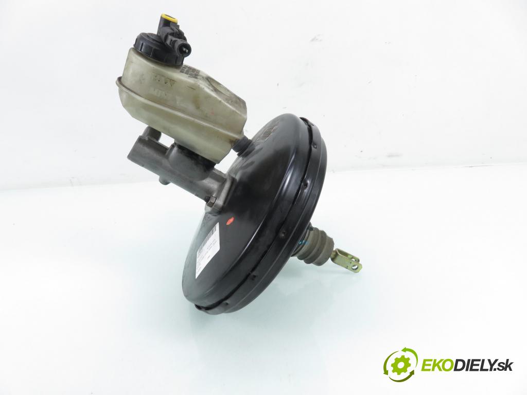 RENAULT SCENIC I (JA0/1_) MINIVAN 2000 70,00 1.4 16V 95 -  K4J 750 1390,00 posilovač 7700428596 ; 03776251014 (Servočerpadlo)