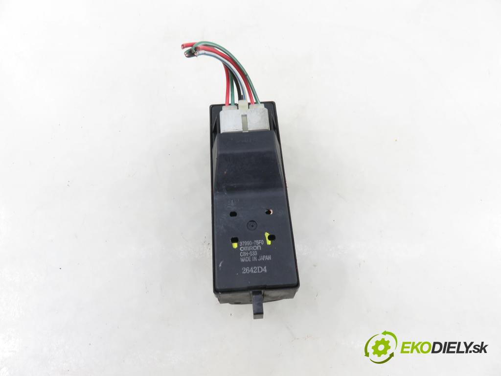 SUZUKI IGNIS (FH) HB 2002 61,00 1.3 4WD 83 (RG413) - M13A 1328,00 Panel ovládania okien 3799075F0