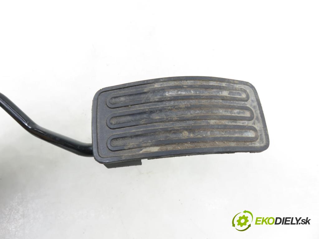 RENAULT KOLEOS I (HY_) SUV 2011 110,00 2.0 dCi 4x4 150 1995,00 potenciometr plynového pedálu 18002JY40A (Potenciometr plynového pedálu)