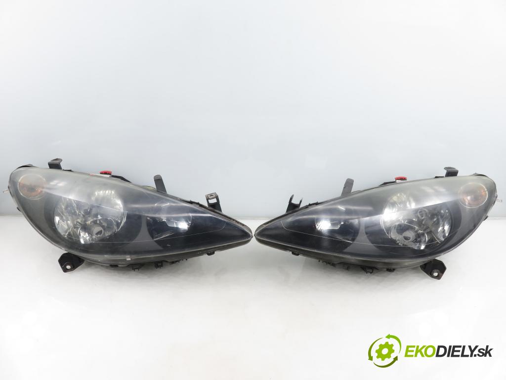 PEUGEOT 307 (3A/C) HB 2003 79,00 2.0 HDi 110 - RHS 1997,00 svetla PŘEDNÍ: 