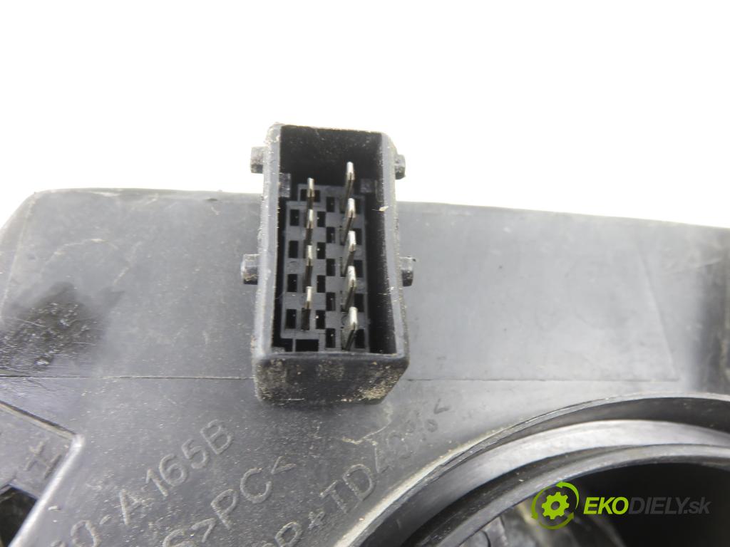 PEUGEOT 307 (3A/C) HB 2003 79,00 2.0 HDi 110 - RHS 1997,00 svetla PŘEDNÍ: