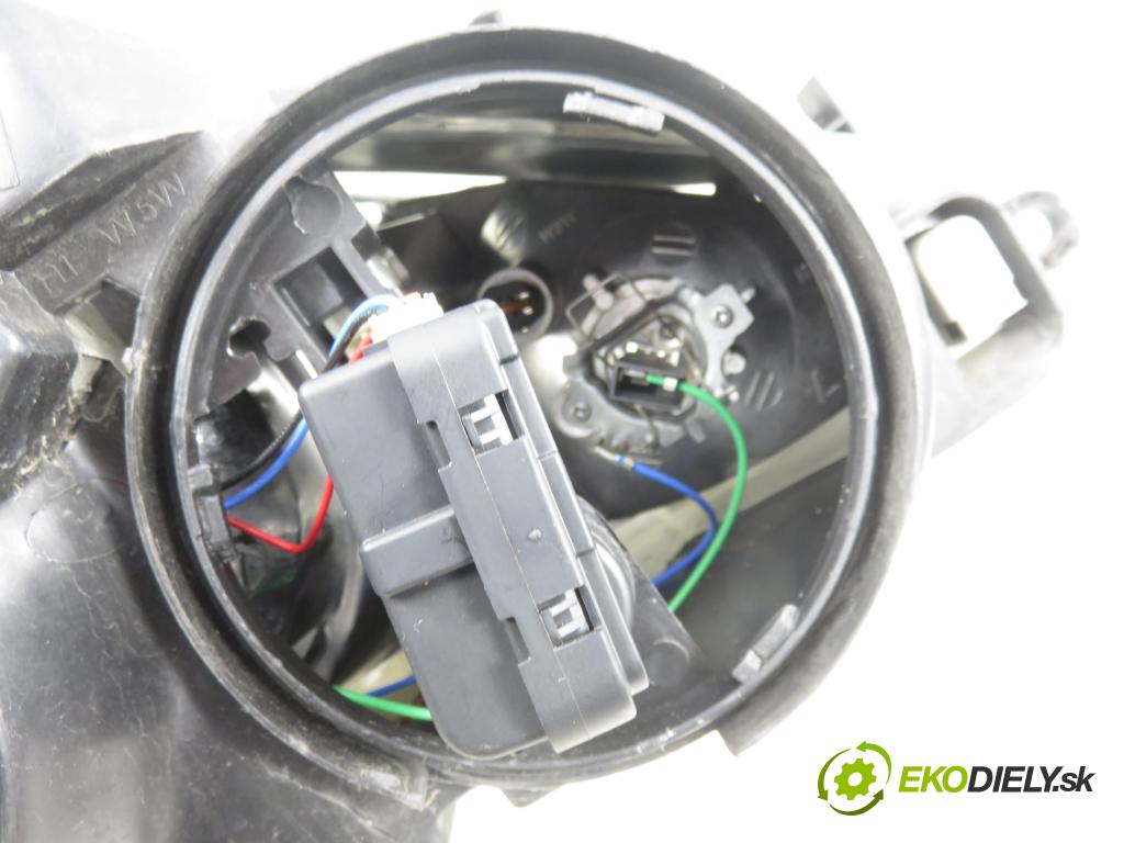 PEUGEOT 307 (3A/C) HB 2003 79,00 2.0 HDi 110 - RHS 1997,00 svetla PŘEDNÍ: