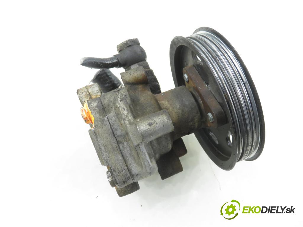 VW PASSAT B5.5 (3B3) SEDAN 2001 74,00 1.9 TDI PD 101 - AVB 1896,00 Pumpa servočerpadlo 8D0145177Q (Servočerpadlo)