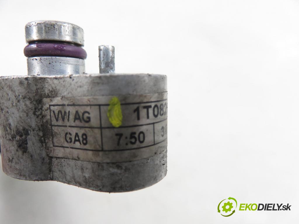 VW TOURAN (1T3) MINIVAN 2012 103,00 2.0 TDI - CFHC 1968,00 rúrka klimatizácie 1T0820741AB