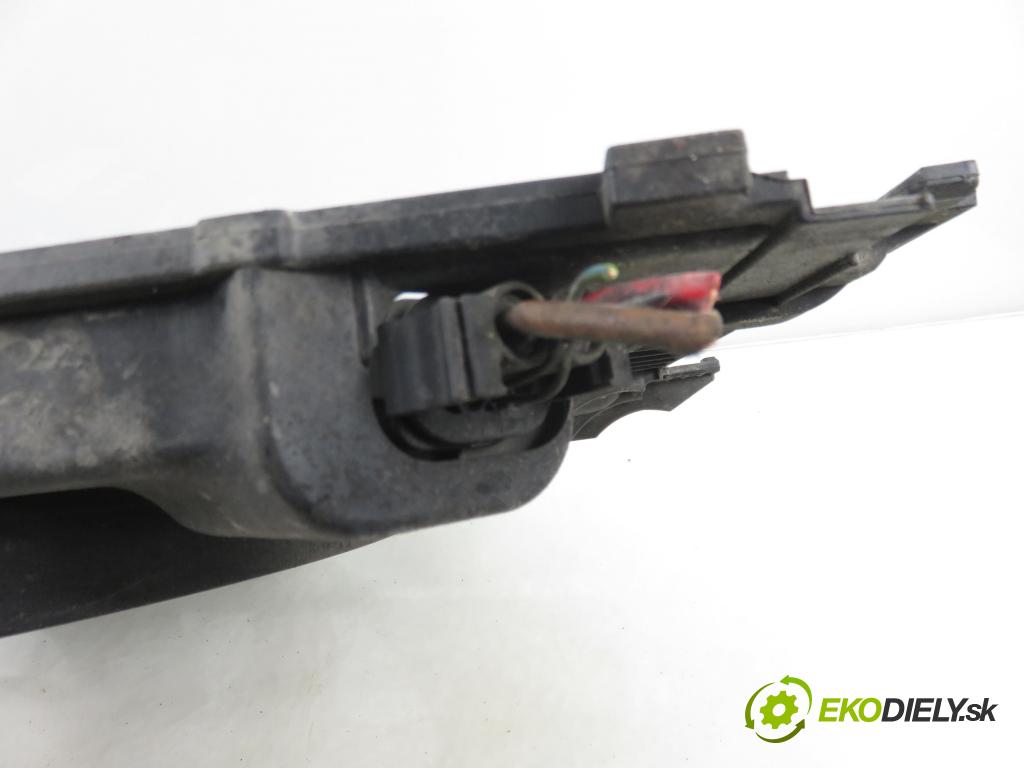 MERCEDES-BENZ KLASA C T-Model (S203) KOMBI 2005 90,00 C 200 CDI (203.207) 122 - OM 646.962 2148,00 ventilátor chladič PODNEBÍ / VODA A2035400688