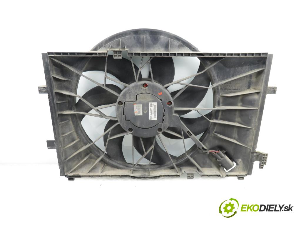 MERCEDES-BENZ KLASA C T-Model (S203) KOMBI 2005 90,00 C 200 CDI (203.207) 122 - OM 646.962 2148,00 ventilátor chladič PODNEBÍ / VODA A2035400688