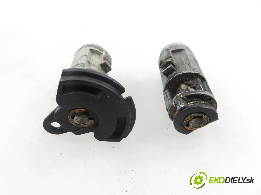 MITSUBISHI SPACE STAR nadwozie wielkoprzestrzenne (MPV) (DG_A) MINIVAN 2004 72,00 1.6 16V (DG3A) 98 - 4G18 1584,00 spinačka / zámky