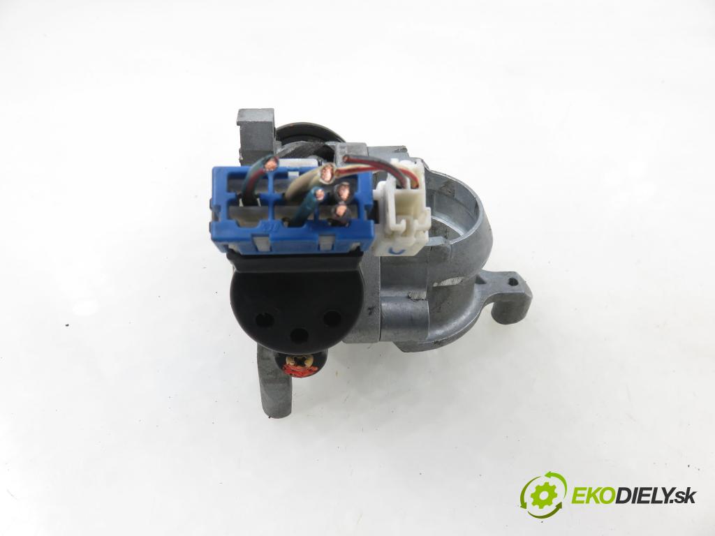 MITSUBISHI SPACE STAR nadwozie wielkoprzestrzenne (MPV) (DG_A) MINIVAN 2004 72,00 1.6 16V (DG3A) 98 - 4G18 1584,00 spinačka / zámky