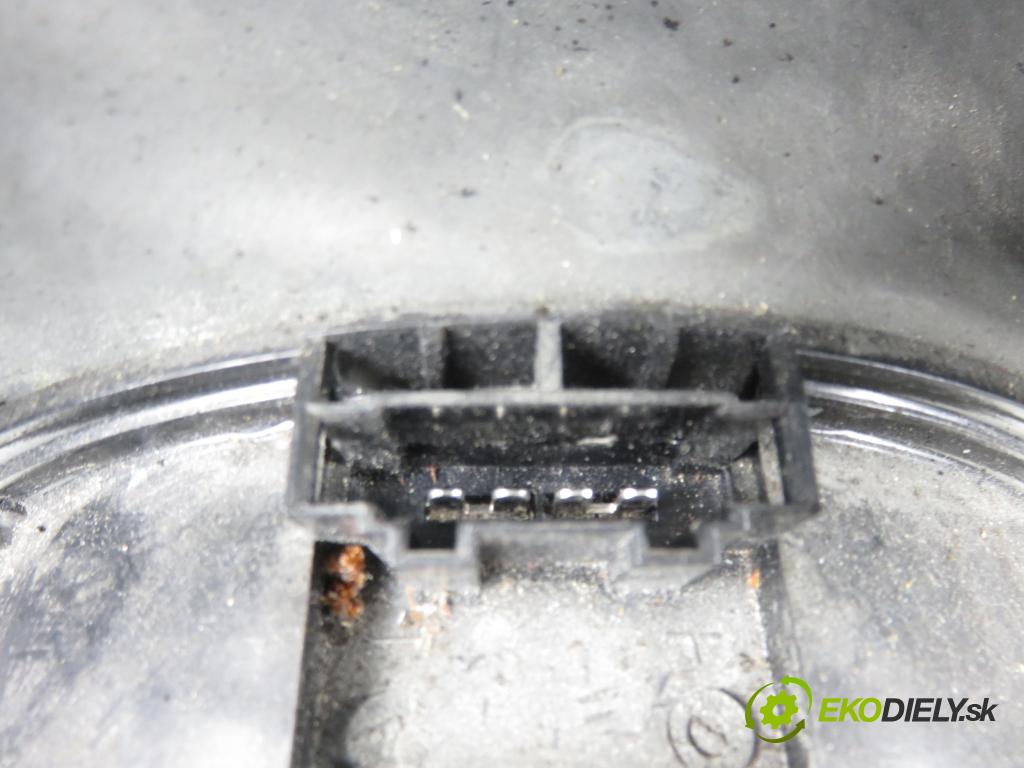 VW GOLF IV (1J1) HB 2003 74,00 1.9 TDI PD 101 - AXR 1896,00 Mechanizmus okien 1J4837730AE