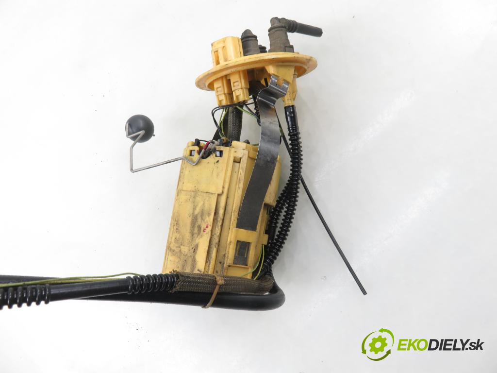 VOLVO S60 I (384) SEDAN 2006 136,00 2.4 D5 - D 5244 T4 2400,00 pumpa paliva 30671066 ; 0580303065