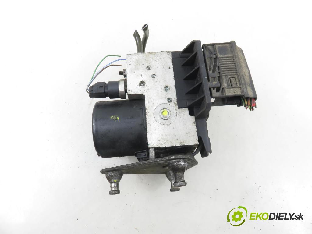 MERCEDES-BENZ VANEO (414) MINIVAN 2002 92,00 1.9 (414.700) - M 166.991 1898,00 Pumpa ABS A0044310912HL ; 9265202461 (Pumpa ABS)