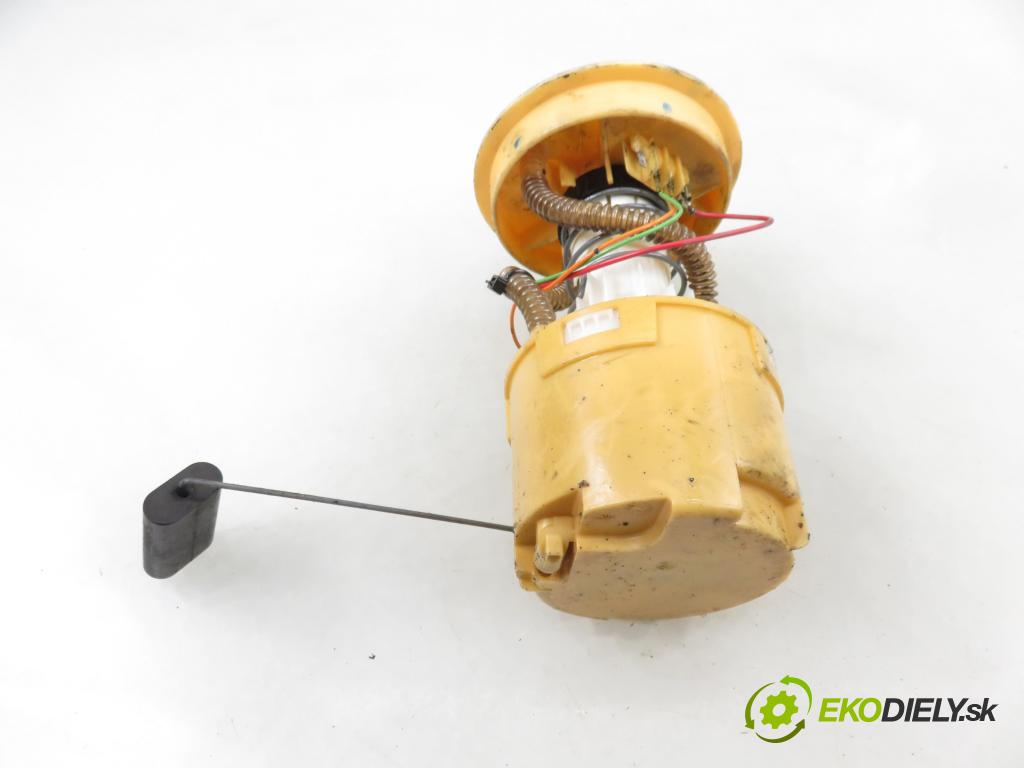 FORD FOCUS C-MAX (DM2) MINIVAN 2004 80,00 1.6 TDCi 109 - G8DA 1560,00 senzor hladiny paliva 3M519275