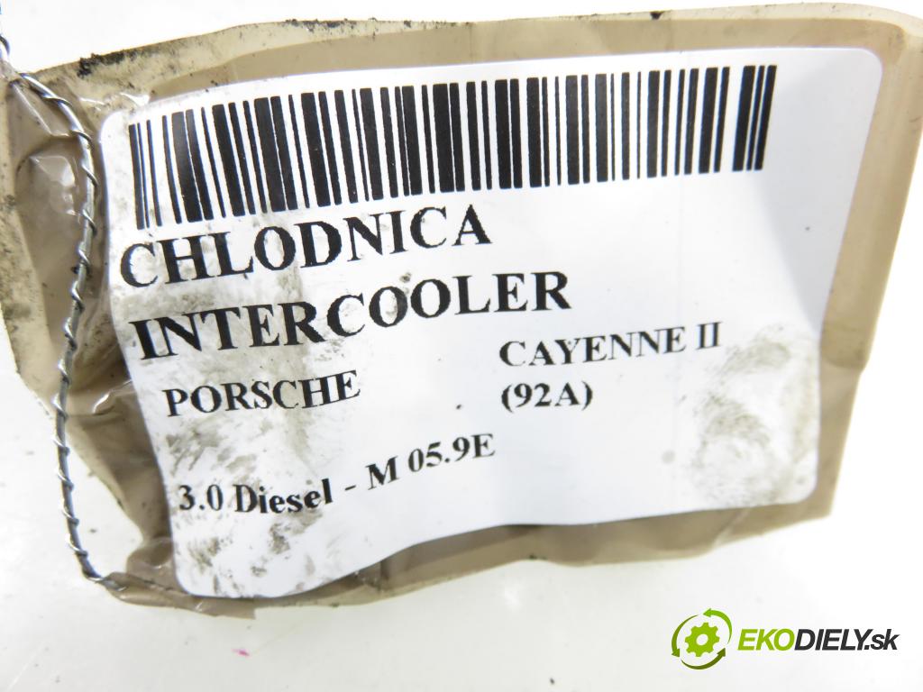 PORSCHE CAYENNE II (92A) SUV 2010 176,00 3.0 Diesel - M 05.9E 2967,00 chladič intercooler 7L0145804A