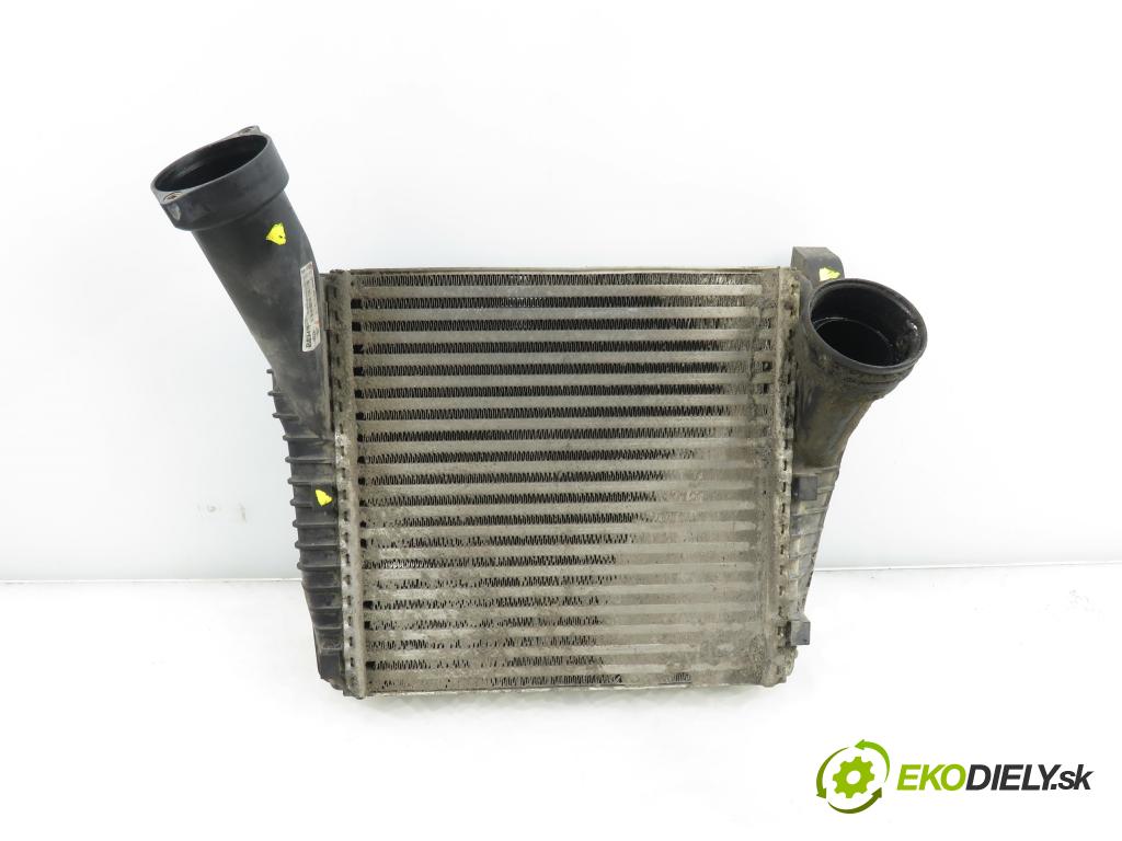 PORSCHE CAYENNE II (92A) SUV 2010 176,00 3.0 Diesel - M 05.9E 2967,00 chladič intercooler 7L6145803D