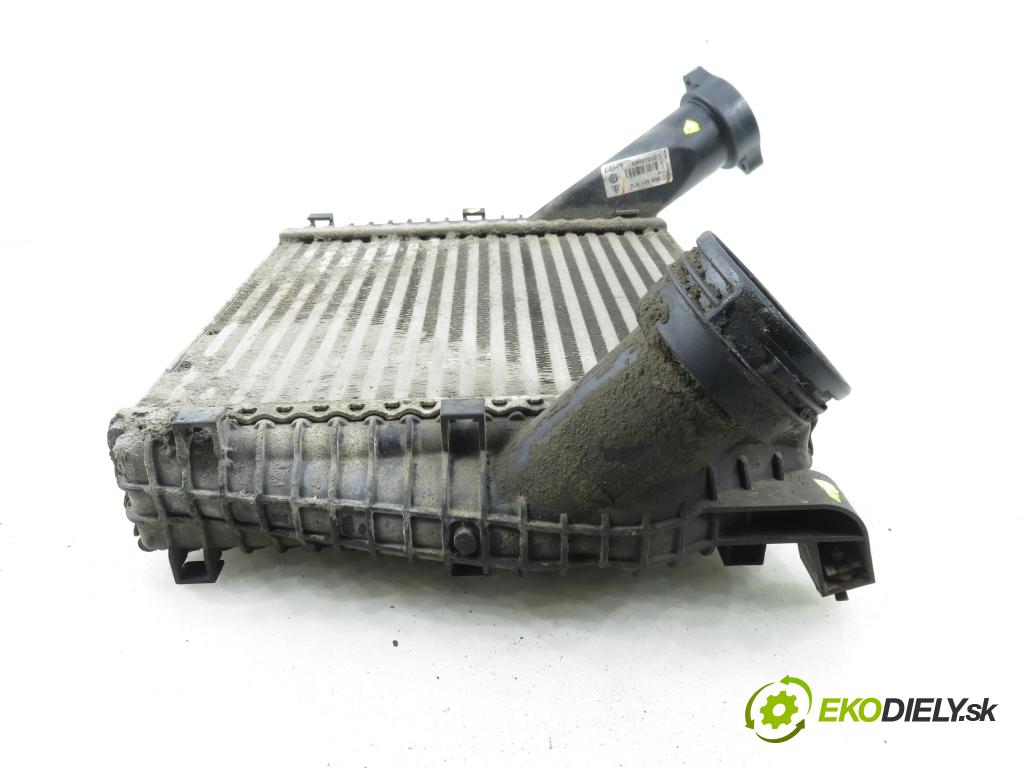 PORSCHE CAYENNE II (92A) SUV 2010 176,00 3.0 Diesel - M 05.9E 2967,00 chladič intercooler 7L6145803D