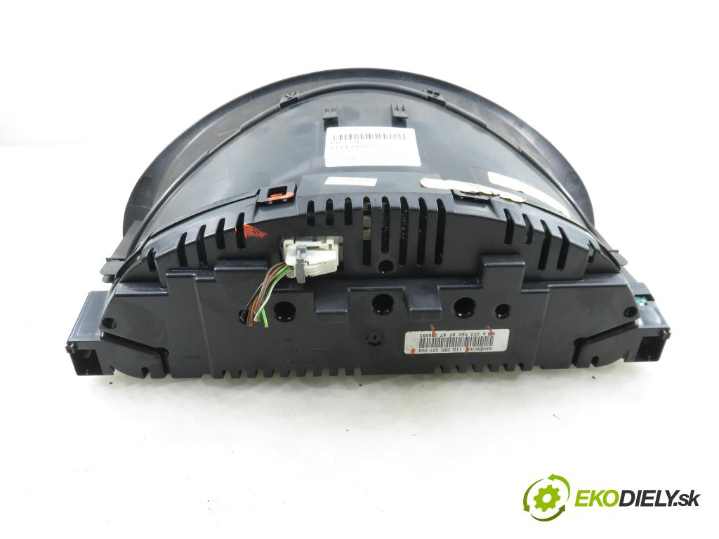 MERCEDES-BENZ KLASA C T-Model (S203) KOMBI 2005 90,00 C 200 CDI (203.207) 122 - OM 646.962 2148,00 Prístrojovka elektrický A2035409547 ; 110080307004