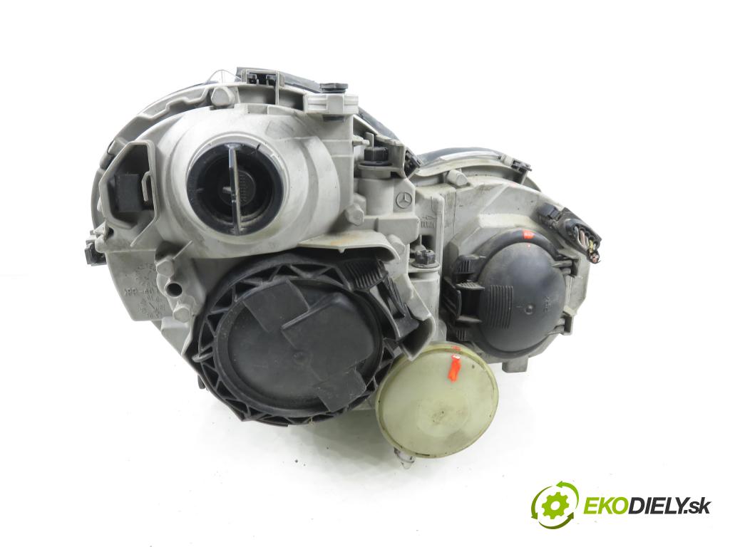 MERCEDES-BENZ KLASA C T-Model (S203) KOMBI 2005 90,00 C 200 CDI (203.207) 122 - OM 646.962 2148,00 Svetlo LP 0301166205