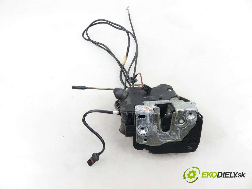 MERCEDES-BENZ KLASA C T-Model (S203) KOMBI 2005 90,00 C 200 CDI (203.207) 122 - OM 646.962 2148,00 zámok 004133112637