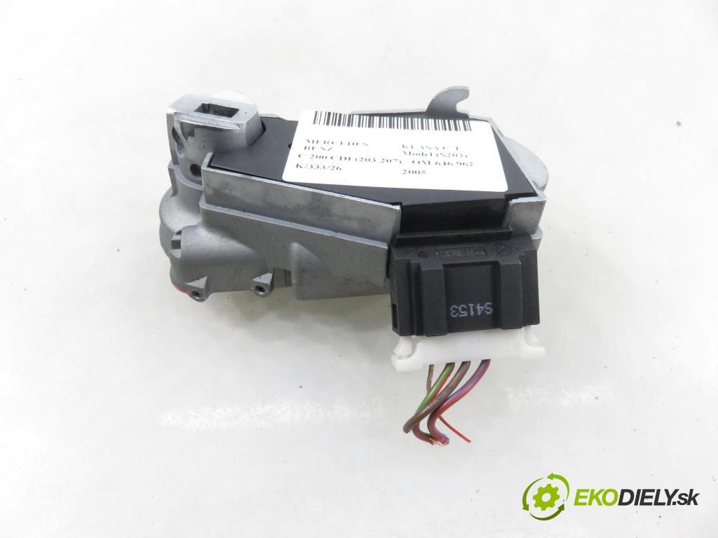 MERCEDES-BENZ KLASA C T-Model (S203) KOMBI 2005 90,00 C 200 CDI (203.207) 122 - OM 646.962 2148,00 blokáda tyče volantu A2034621130