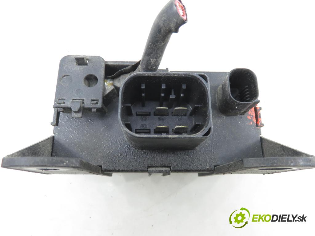 MERCEDES-BENZ KLASA C T-Model (S203) KOMBI 2005 90,00 C 200 CDI (203.207) 122 - OM 646.962 2148,00 RELÉ: SWIEC: A6461536579