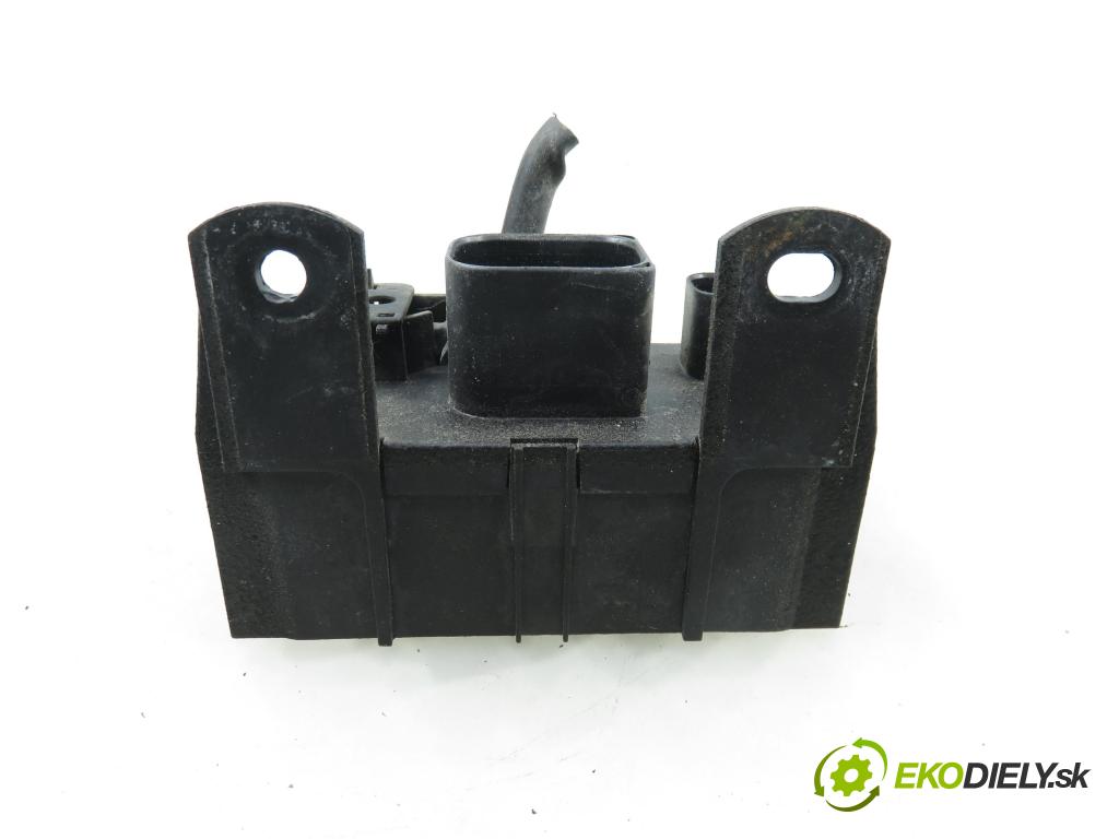 MERCEDES-BENZ KLASA C T-Model (S203) KOMBI 2005 90,00 C 200 CDI (203.207) 122 - OM 646.962 2148,00 RELÉ: SWIEC: A6461536579