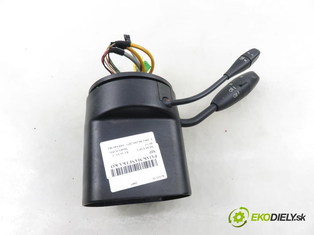 MERCEDES-BENZ KLASA C T-Model (S203) KOMBI 2005 90,00 C 200 CDI (203.207) 122 - OM 646.962 2148,00 páčka/prepínač A2035405845