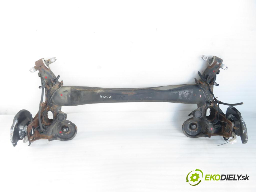 PEUGEOT 308 II HB 2014 68,00 1.6 HDi - 9HP (DV6DTED) 1560,00 výztuha zadní část ABS 