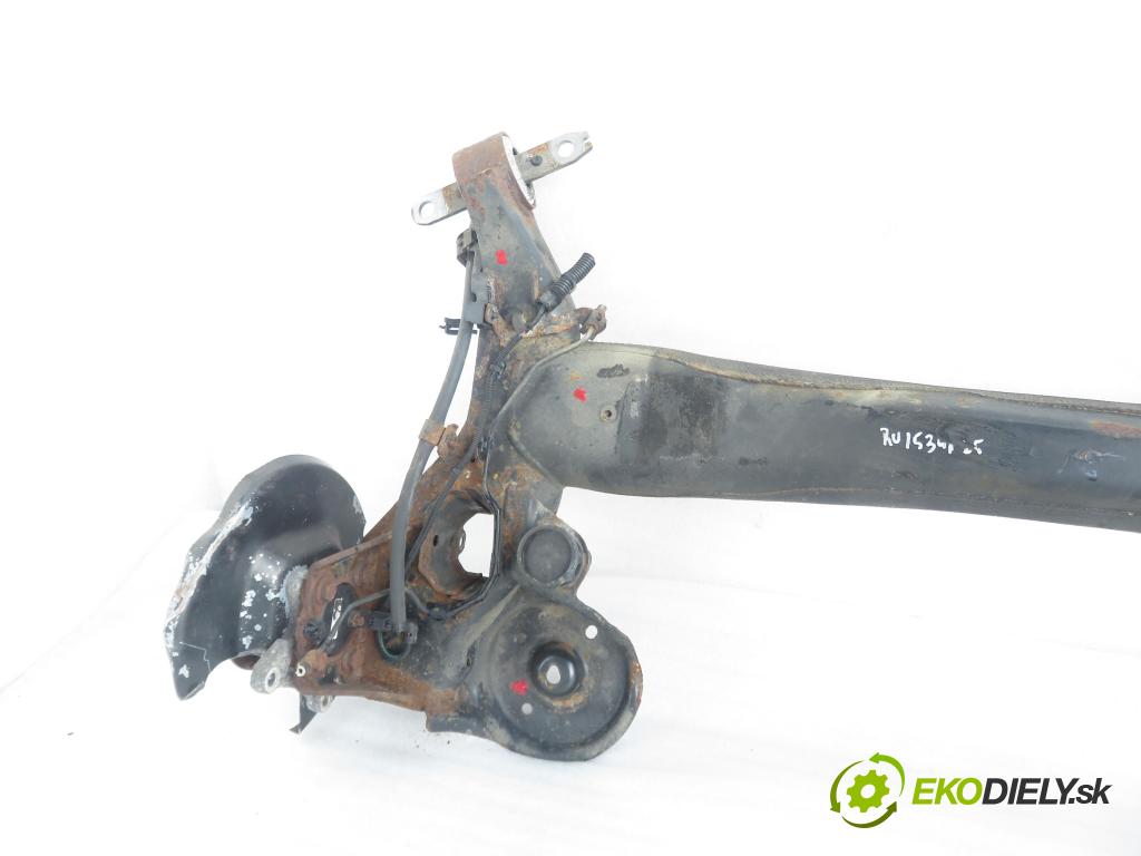 PEUGEOT 308 II HB 2014 68,00 1.6 HDi - 9HP (DV6DTED) 1560,00 výztuha zadní část ABS