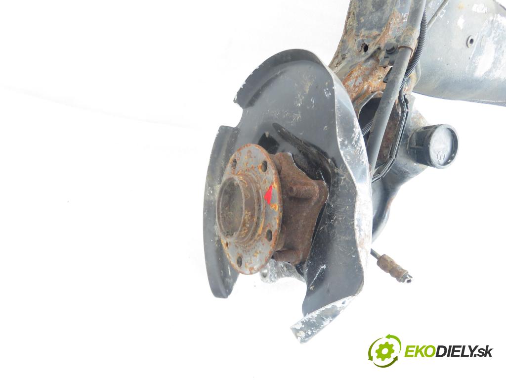 PEUGEOT 308 II HB 2014 68,00 1.6 HDi - 9HP (DV6DTED) 1560,00 výztuha zadní část ABS