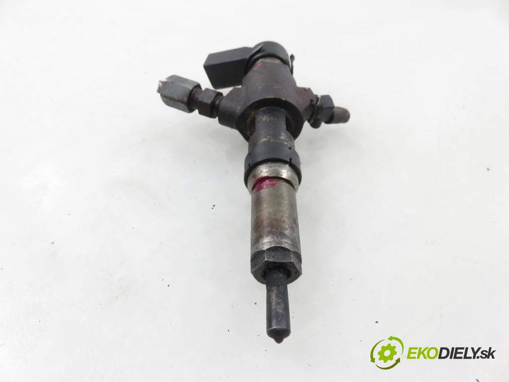 FORD FIESTA V (JH_, JD_) HB 2007 50,00 1.4 TDCi 68 - F6JB 1399,00 vstrekovač 9654551080 (Vstrekovač paliva)