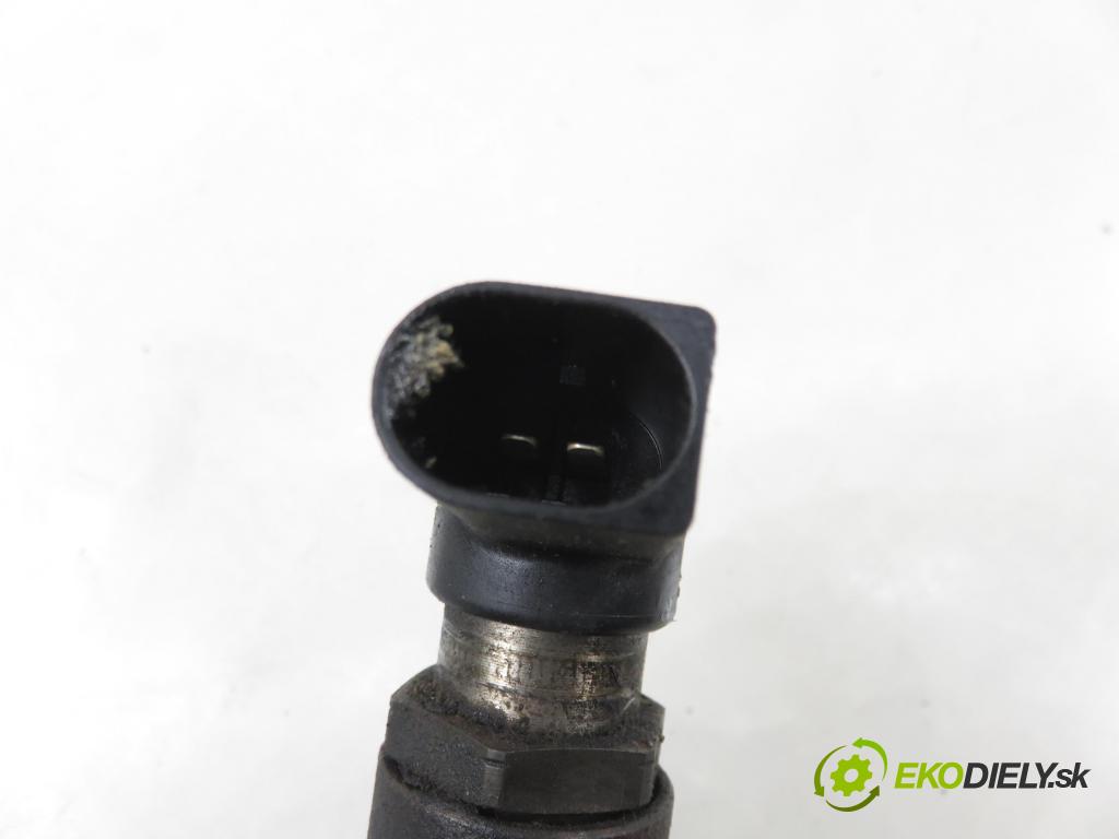 FORD FIESTA V (JH_, JD_) HB 2007 50,00 1.4 TDCi 68 - F6JB 1399,00 vstrekovač 9654551080 (Vstrekovač paliva)