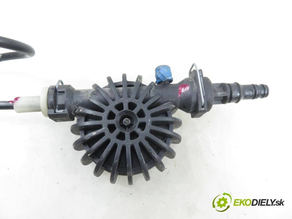 DACIA DUSTER (HM_) SUV 2021 74,00 1.0 TCe 100 (HMMT) 999,00 trubka vypínacího ložiska 308517830R